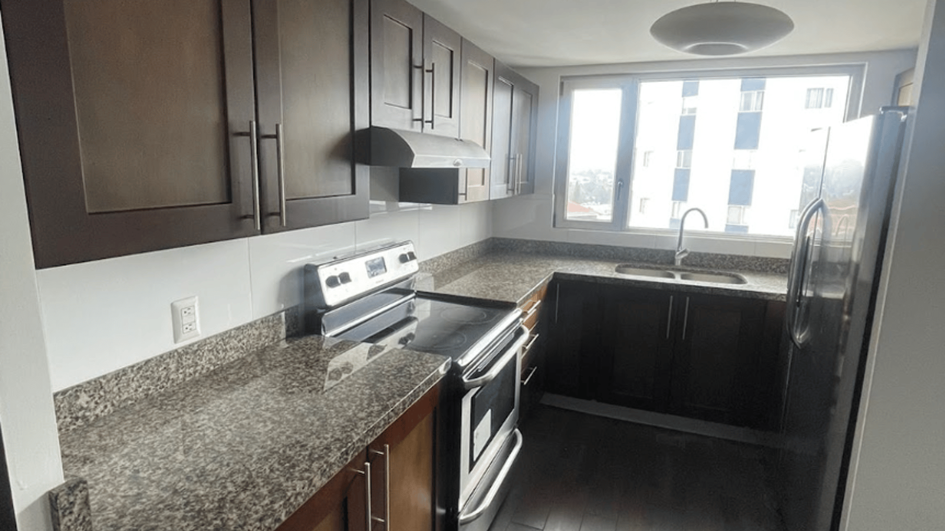 ALQUILER DE CÉNTRICO APARTAMENTO - ATTICA, ZONA 14 - Miniatura 2