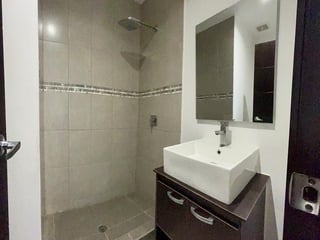 Apartamento en venta, en Carretera al salvador - 3