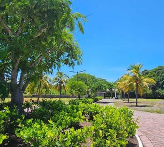 Terrenos en VENTA en condominio Monterrico