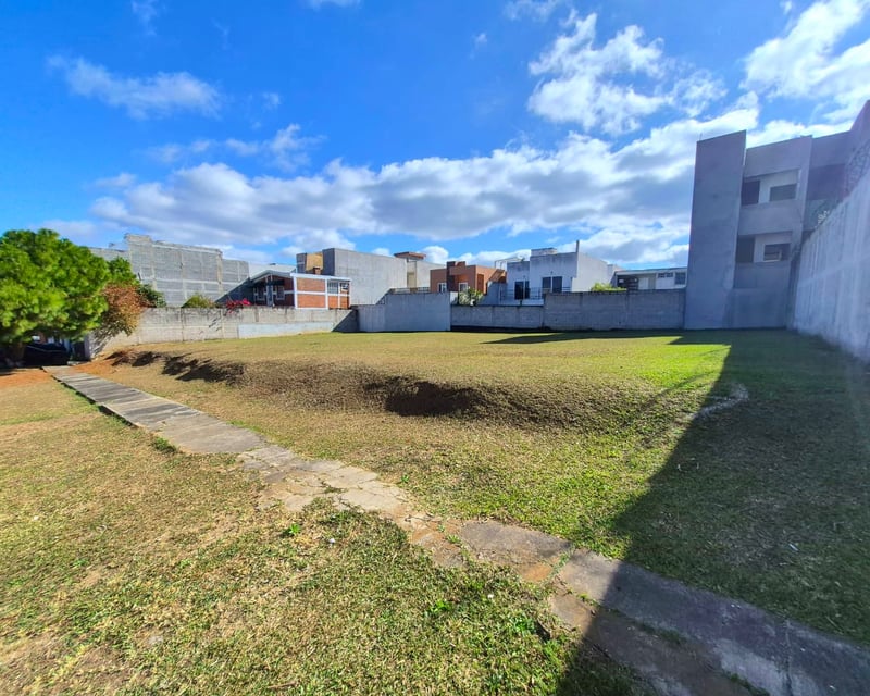 VENTA Terrenos Zona 16 Hacienda Real