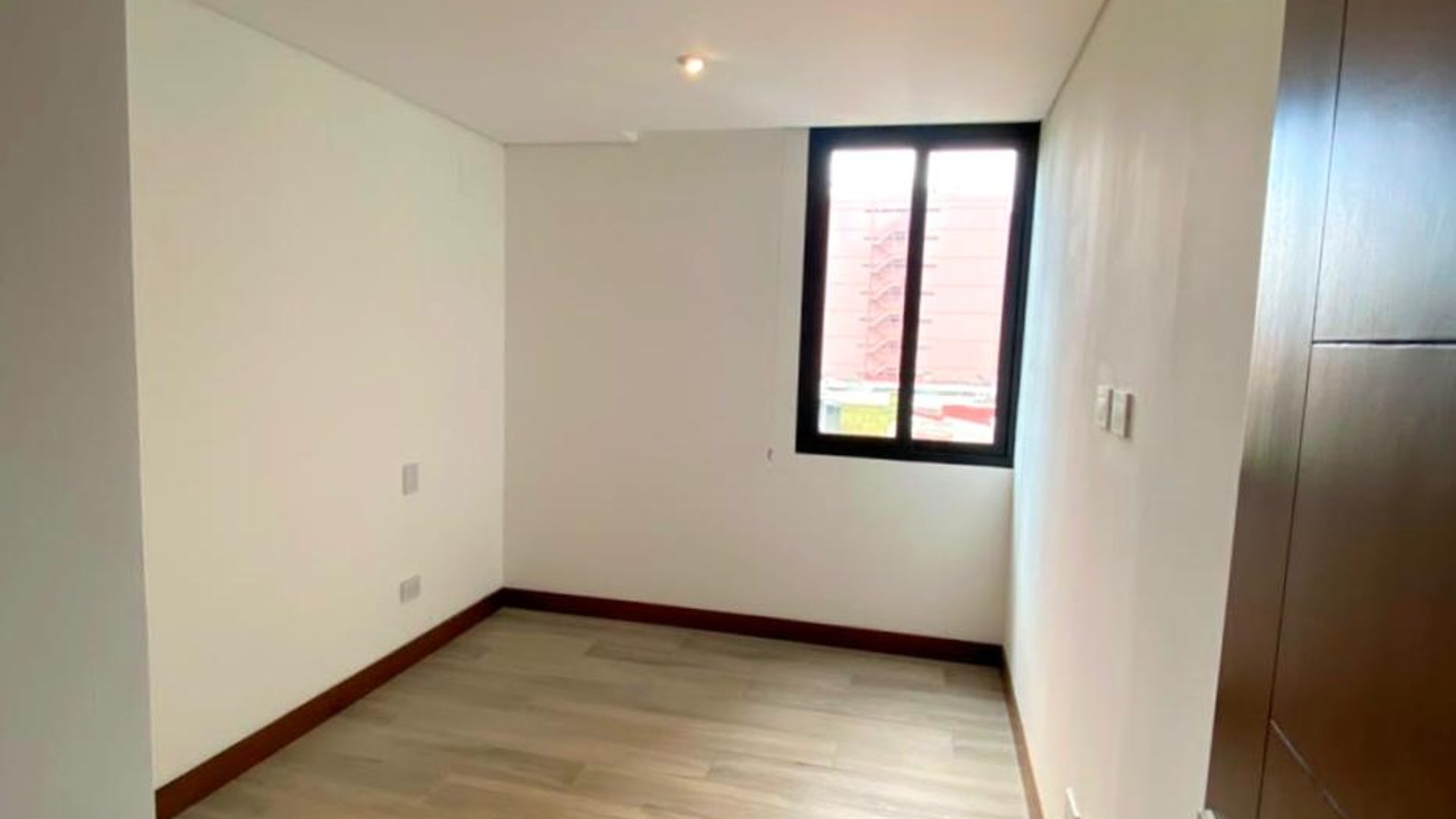 ???? APARTAMENTO EN RENTA – 2 HAB | RESERVA DIEZ | ZONA 10 - Miniatura 6