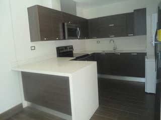 En renta apartamento en Ladera de Florencia zona 10 - 5