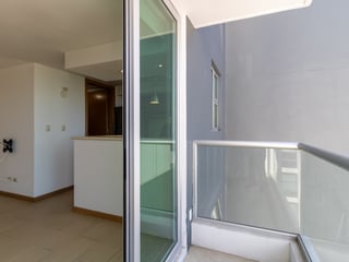 Vendo Apartamento en Edificio Condado La Villa, Zona 14 - Image 17