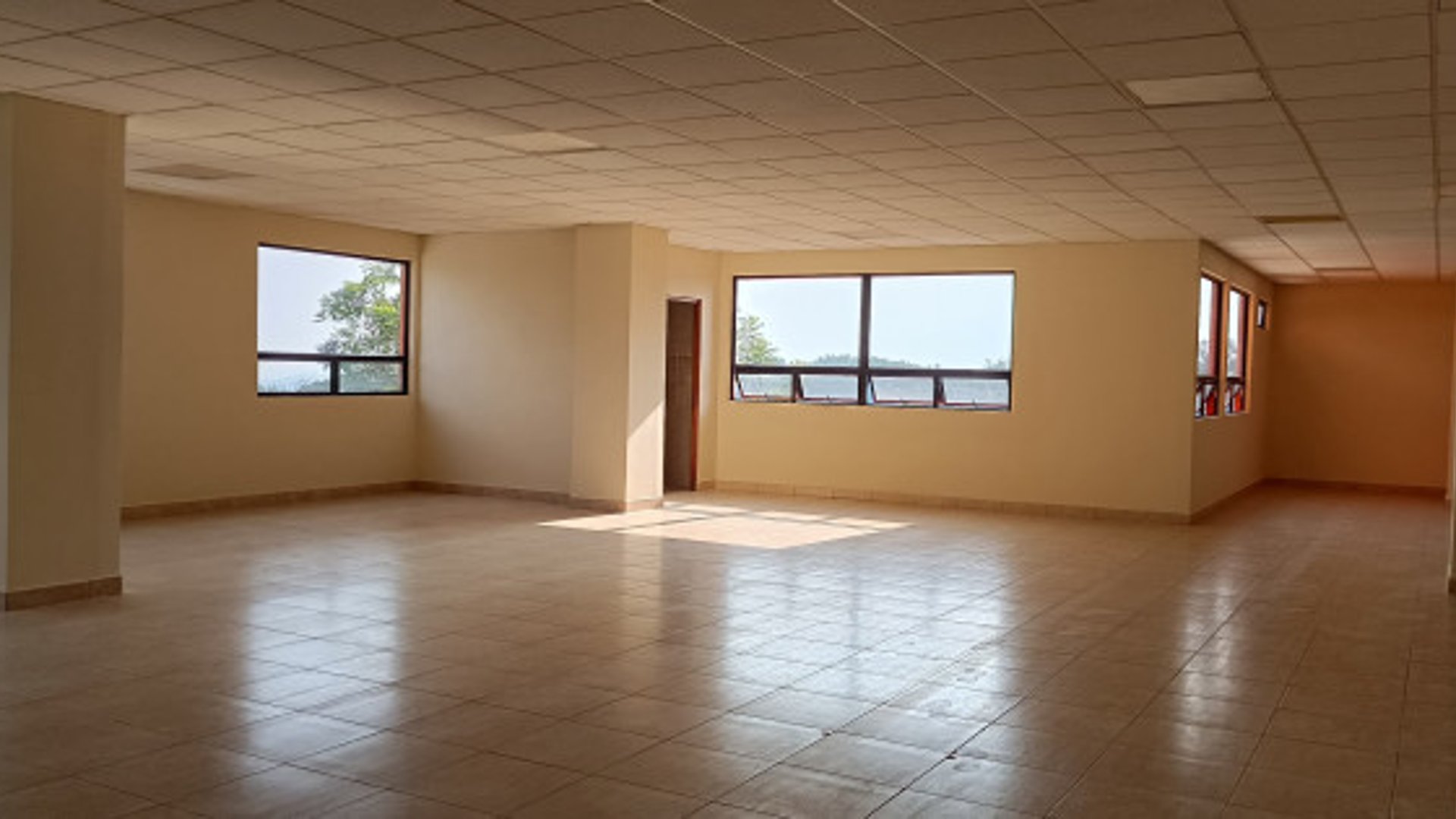 CityMax-Gold Renta Oficina en zona 13 Guatemala