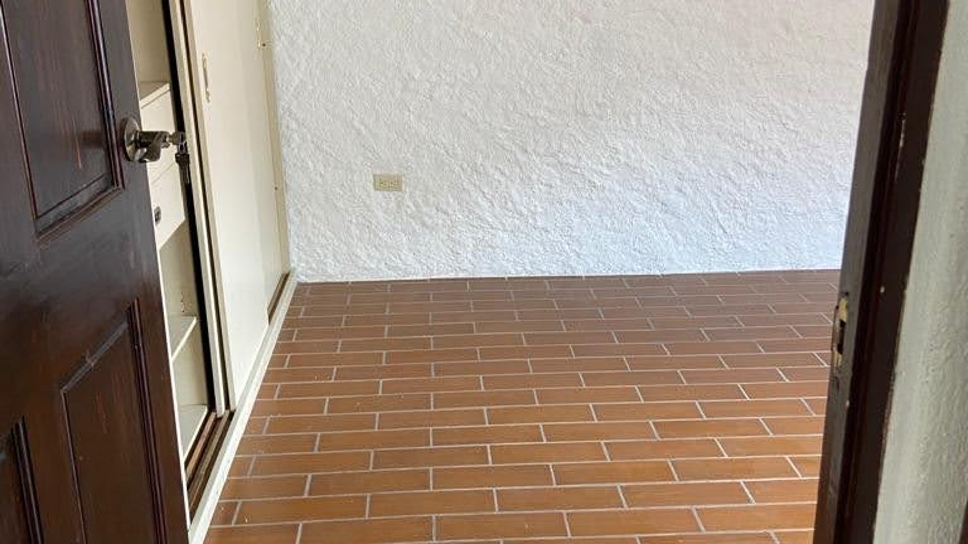 Casa en venta, en zona 17 - Miniatura 8