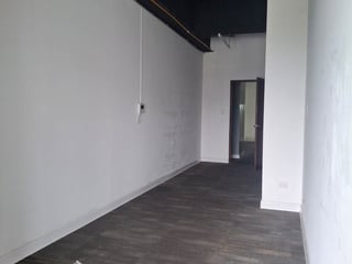 OFICINA EN RENTA EN ZONA 10 DESIGN CENTER - 4