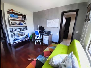 Apartamento en alquiler zona 14 edificio Santa Inés de 3 habitaciones + 2 parqueos - Image 11