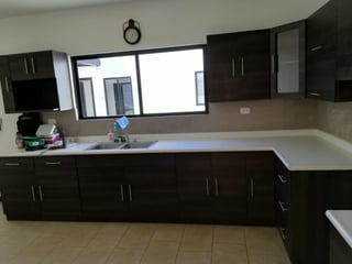 Hermosa Casa de 1 Nivel - 5