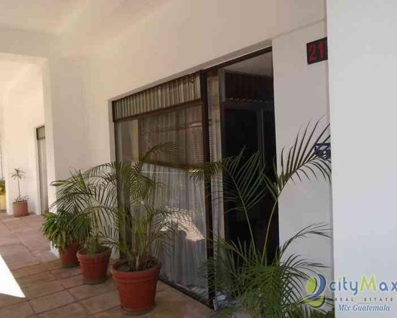 OFICINA COMERCIAL EN VENTA AGUILAR BATRES SUR