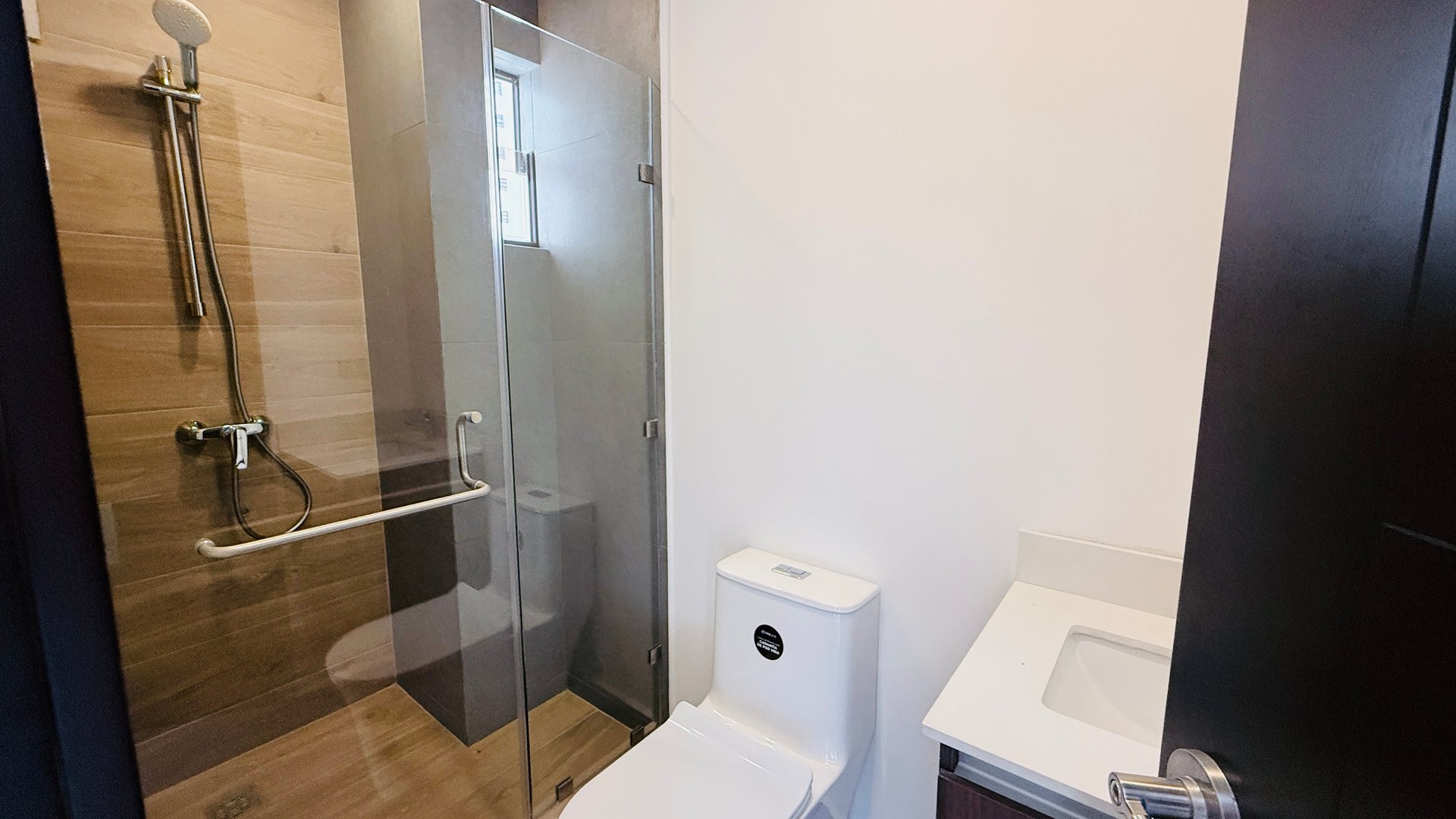 APARTAMENTO PARA ESTRENAR  3 HABS. 119Mts2 EDIF. Arles ZONA 15 - Miniatura 9