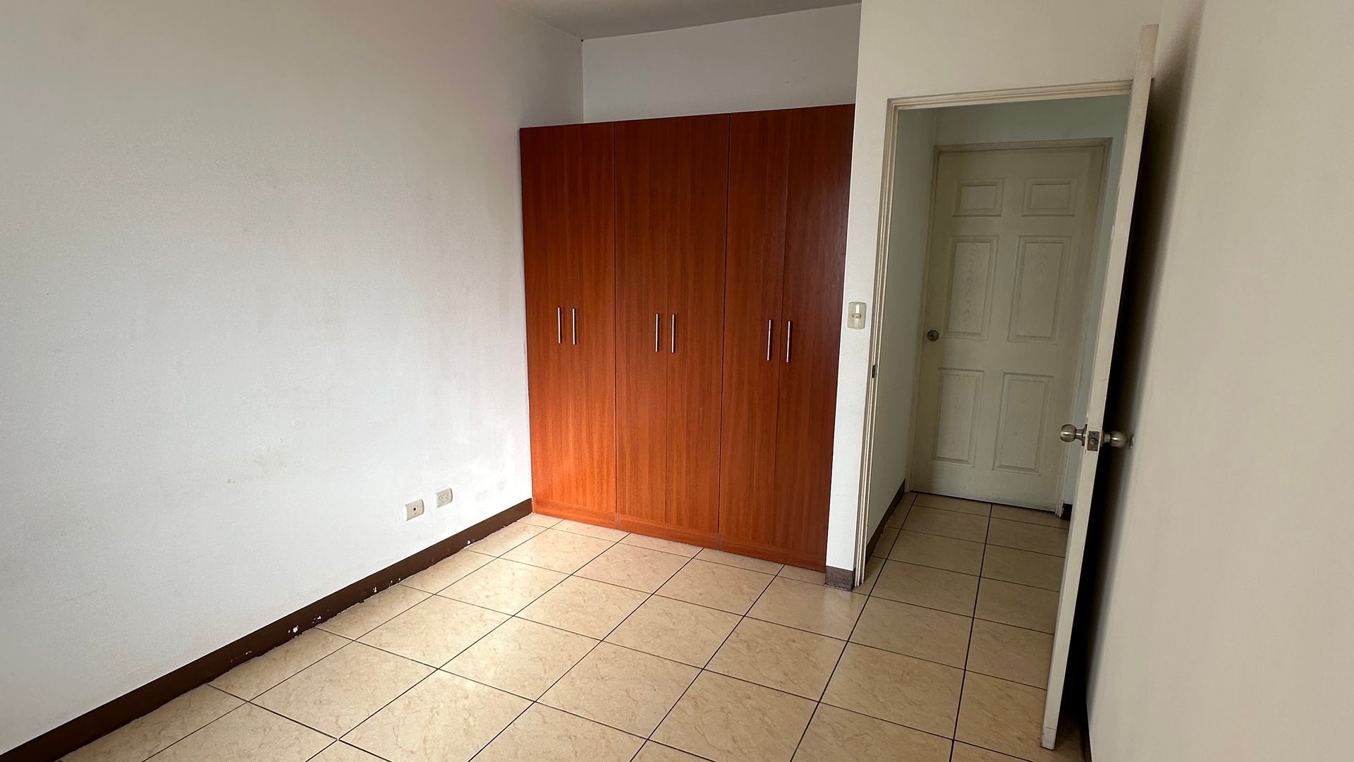 APARTAMENTO EN RENTA | VILLA LINDA 1 |  PERIFERICO ZONA 7 DE GUATEMALA - Miniatura 17