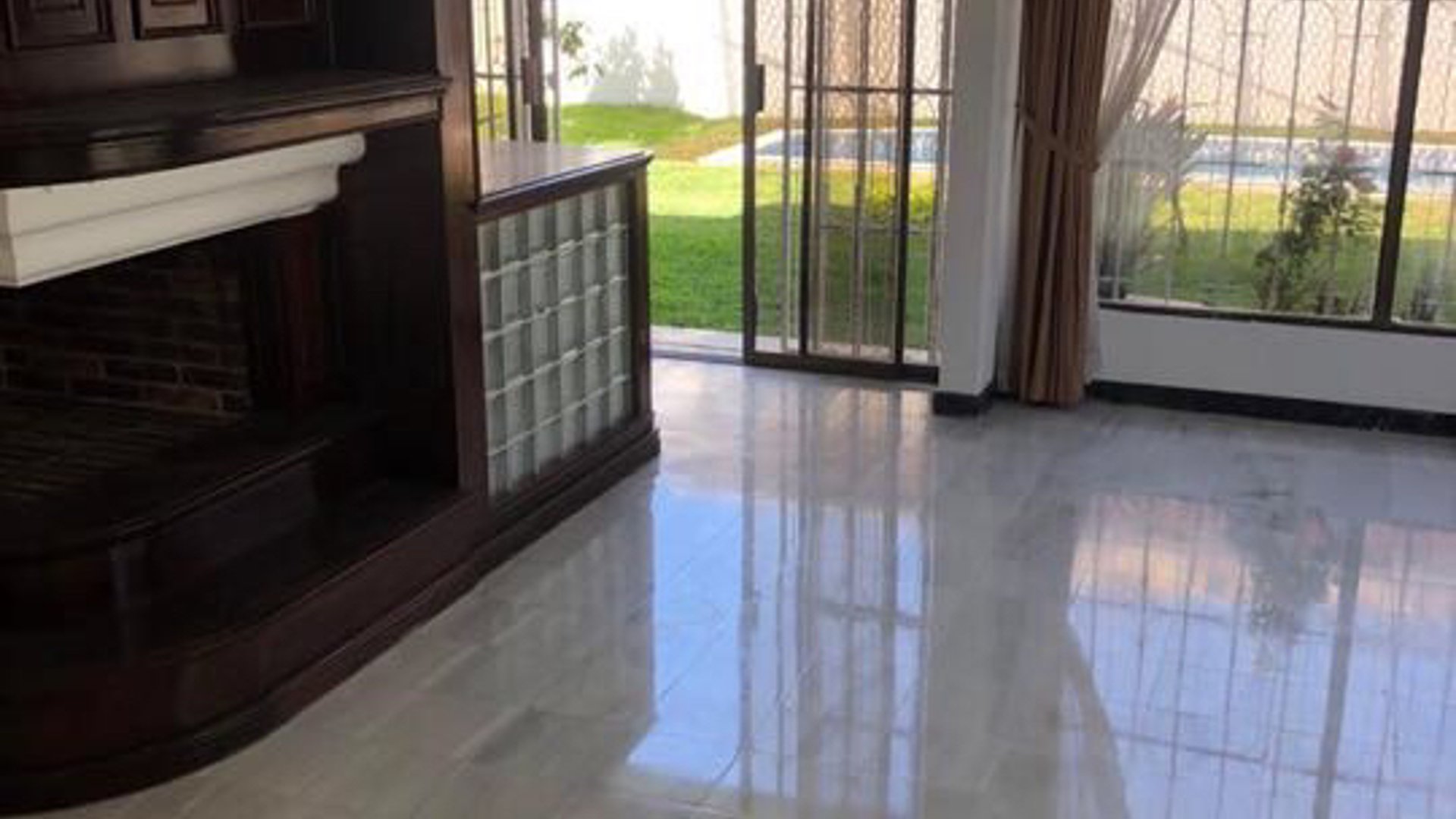 VENDO PRECIOSA CASA EN ZONA 15 VISTA HERMOSA 1 - Miniatura 3