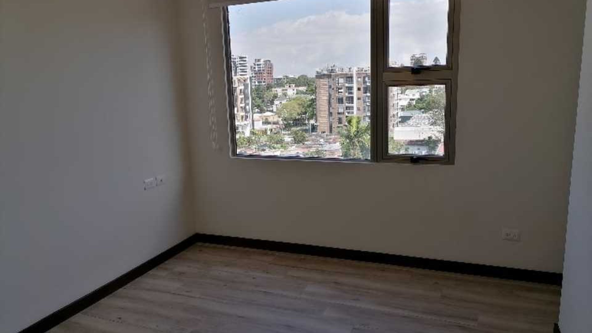 Apartamento en zona 15 Alquilo - Miniatura 5