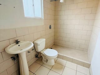 Casa en venta en Jardines de Verona Ciudad Santa Clara - 4