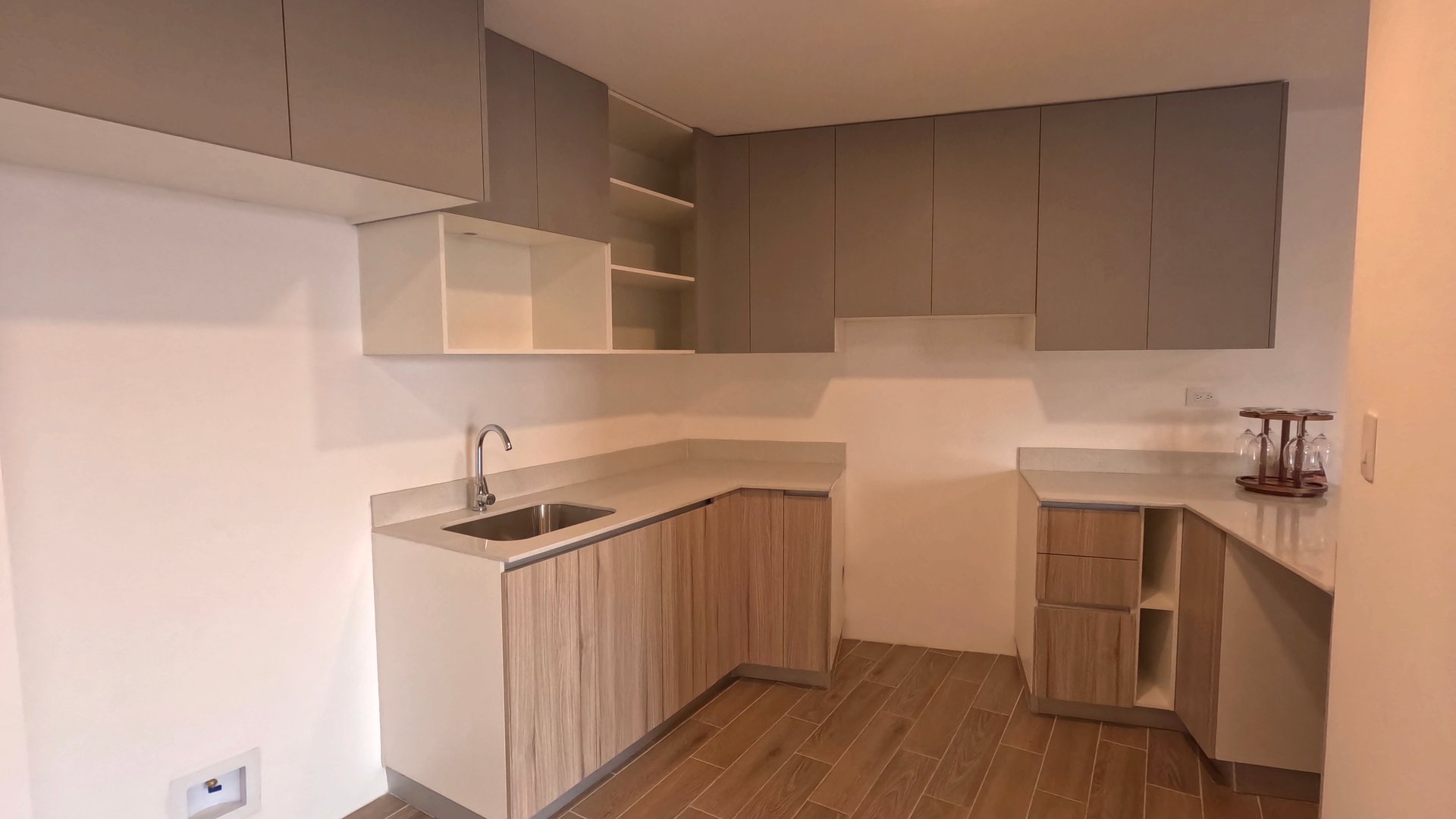 Apartamento en venta o renta Parque 14, zona 14 - Miniatura 7