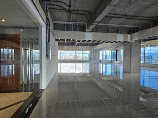 En venta oficinas en la Zona 10 Interamericas - Image 11