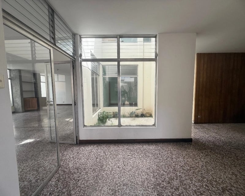 Casa en Renta Zona 10 para Ofcina - Clinica 