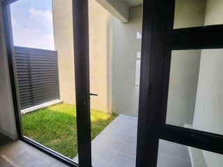 Vendo Lindo Apartamento en Edificio Silk z4 - Image 9