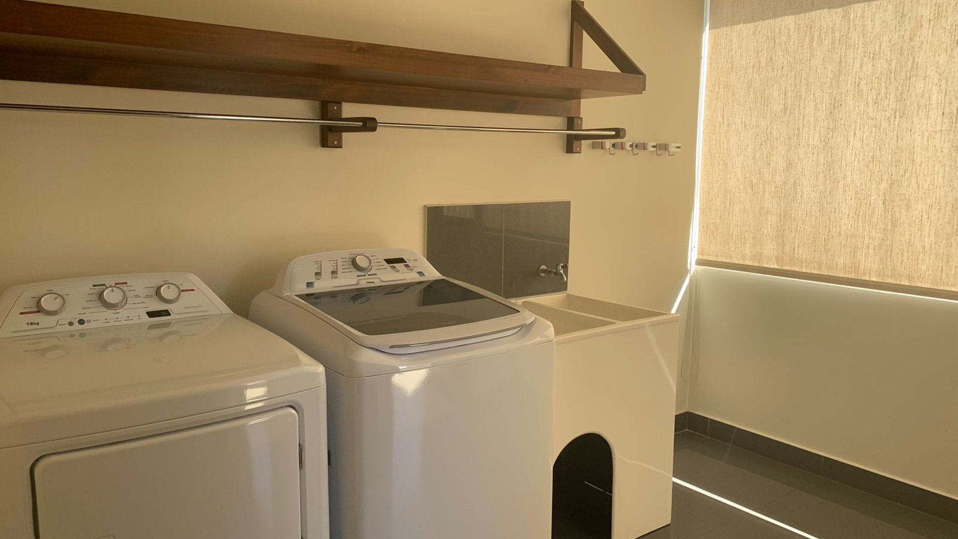 ???? APARTAMENTO EN VENTA – 3 HAB + BODEGA | EDIFICIO MATISSE | ZONA 14 - Miniatura 10