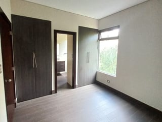 GANGA!! EN Km. 14.5 CAES EDIFICIO  SKY DESTINY En Venta Apartamento - 3