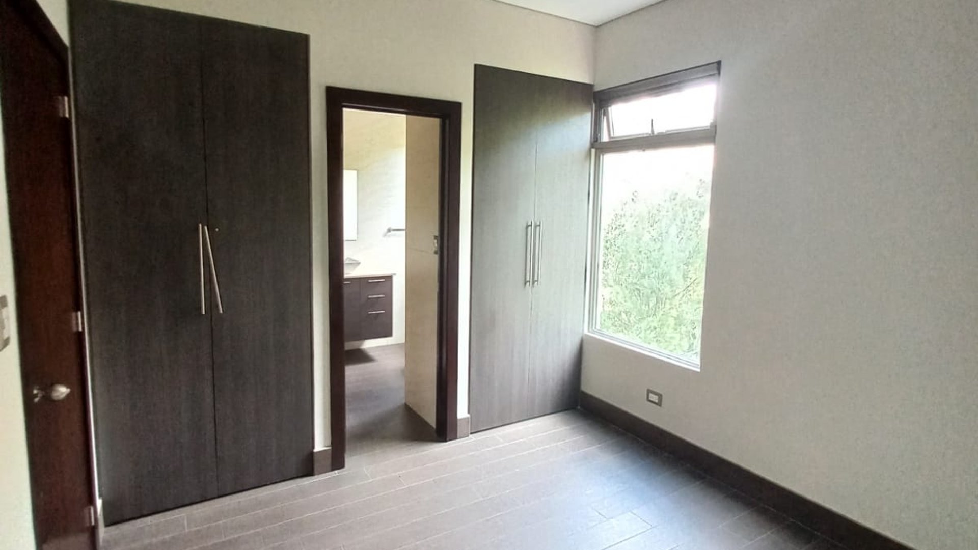 GANGA!! EN Km. 14.5 CAES EDIFICIO  SKY DESTINY En Venta Apartamento - Miniatura 3