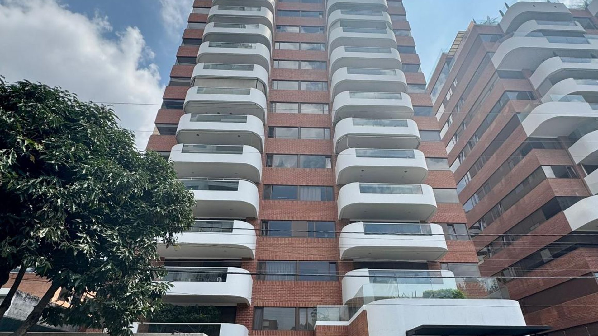 📍 APARTAMENTO EN VENTA – 3 HAB + BODEGA | EDIFICIO MATISSE | ZONA 14