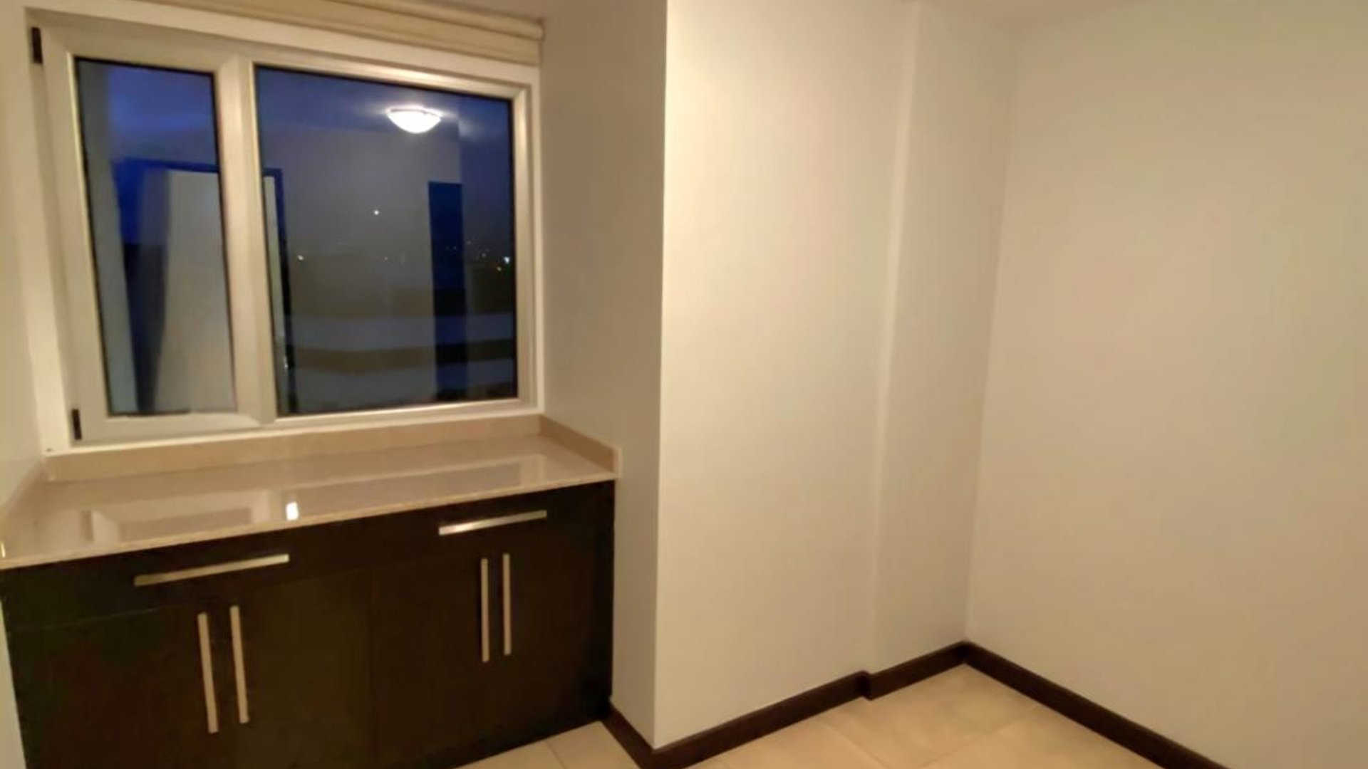 RENTA APARTAMENTO ATTICA I  ZONA 14 - Miniatura 2