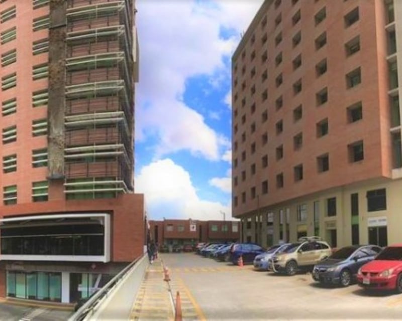 OFICINA COMERCIAL EN RENTA, NARANJO