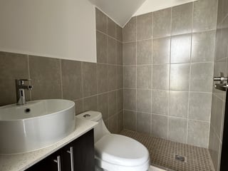 Casa en alquiler en Ciudad Vieja Antigua Guatemala - Image 11