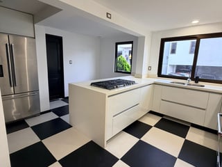 Casa en Venta/Renta | Casa de esquina |  Santuaria Muxbal - Image 6