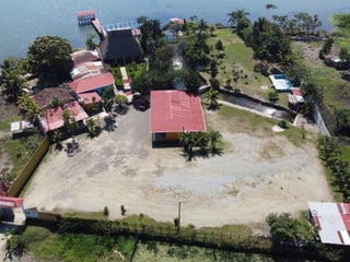 Hotel en venta en El Estor Izabal - 3