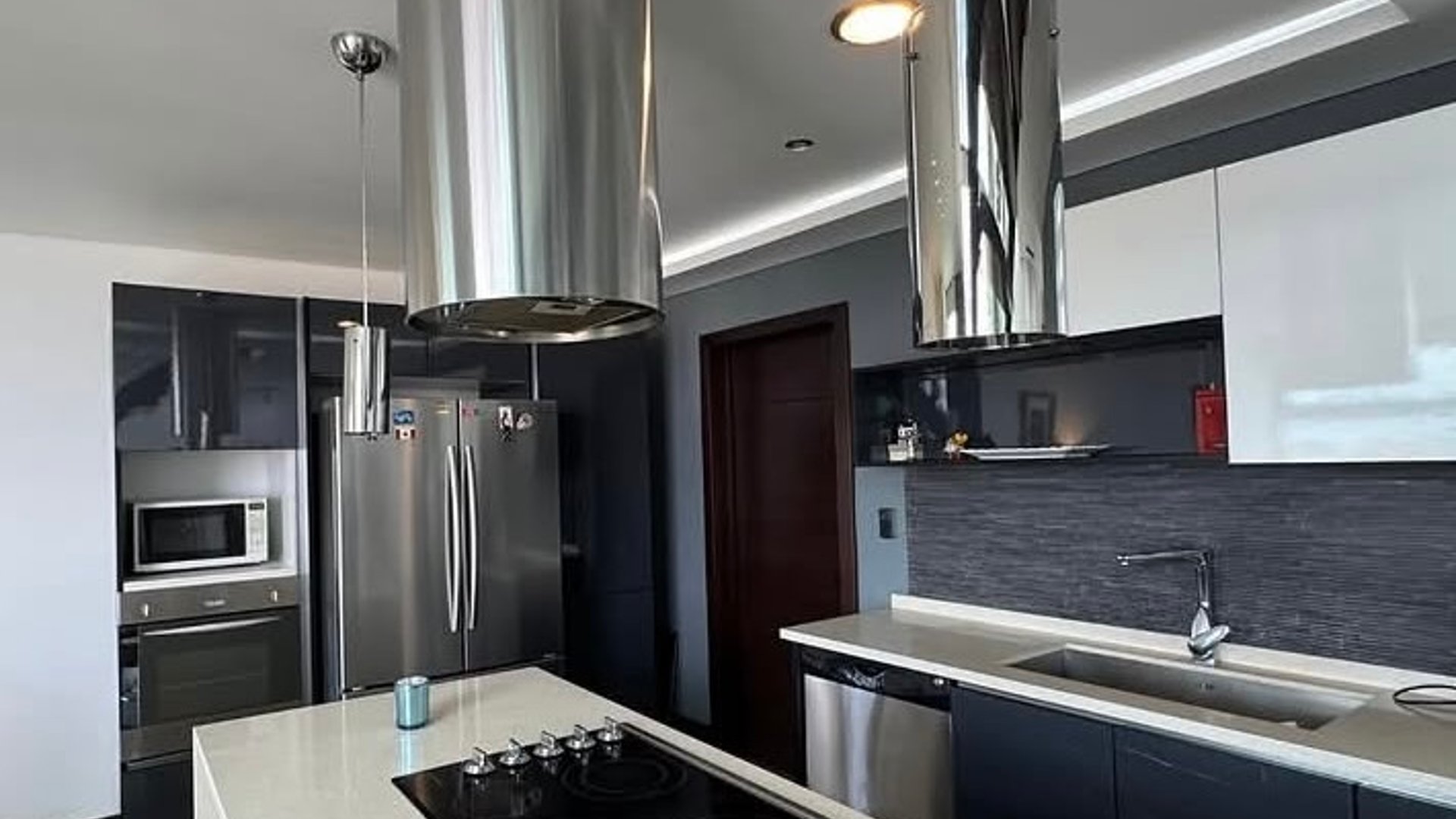 VENDO LINDO PENTHOUSE VIÚ CAYALÁ ZONA 16 ( 2 niveles )