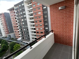 ✨🏙️ Zona 14, edificio Segheria, apartamento en renta, 3 habitaciones, 136 m² ✨ - Image 10