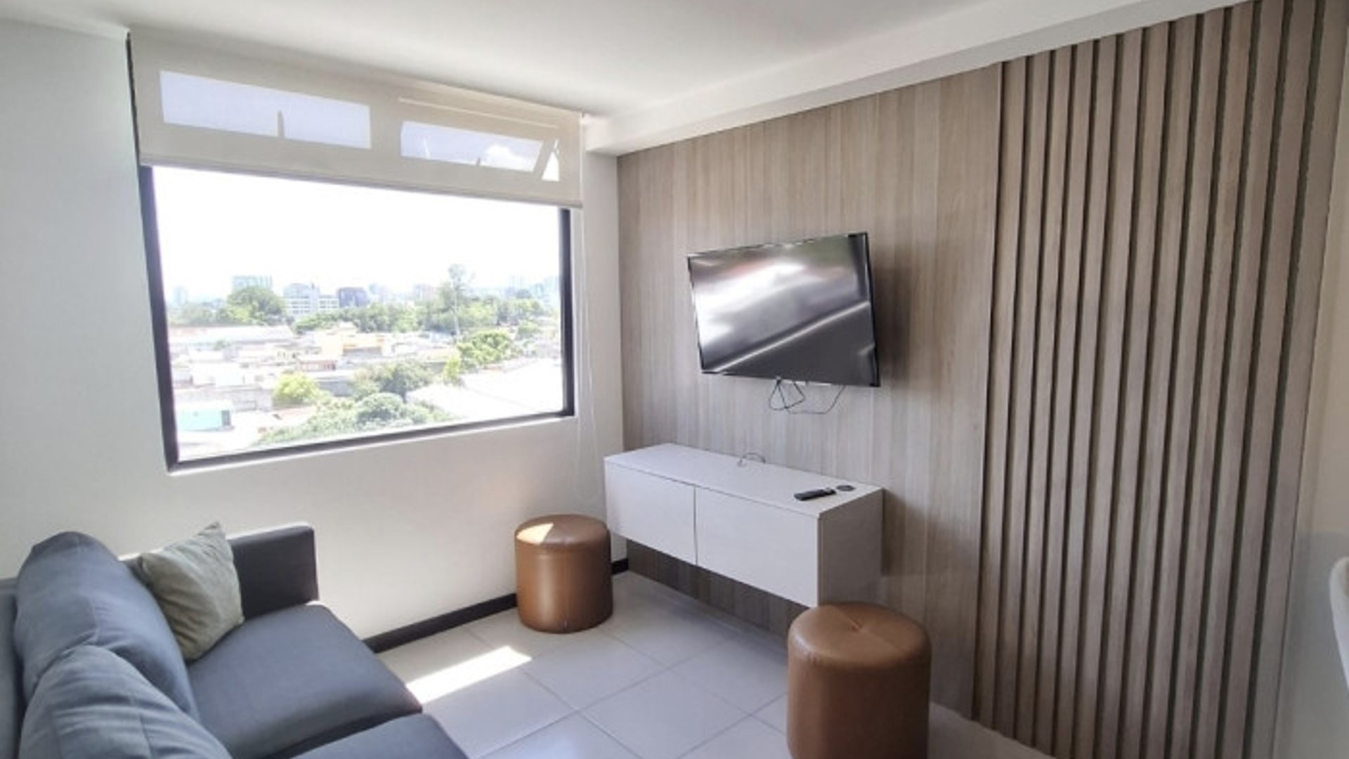 Apartamento amueblado en venta zona 14 Edificio Meraki - Image 1