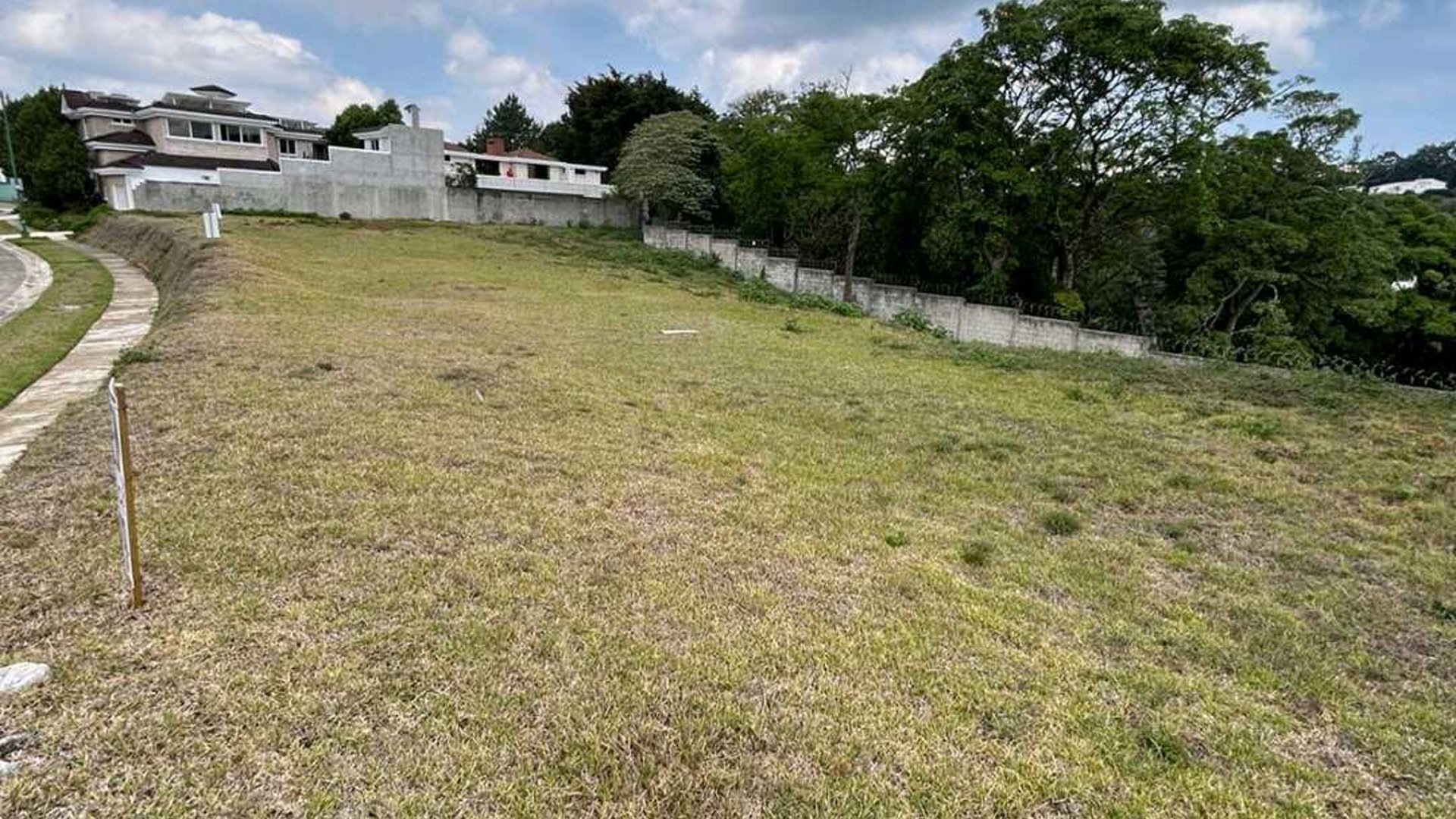 Vendo 4 Terrenos en Exclusivo Condominioen Fraijanes Vila Verde