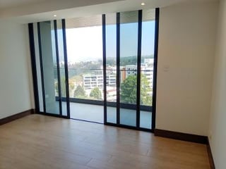 Alquilo Apartamento Nuevo en zona 15 Gauda - Image 1