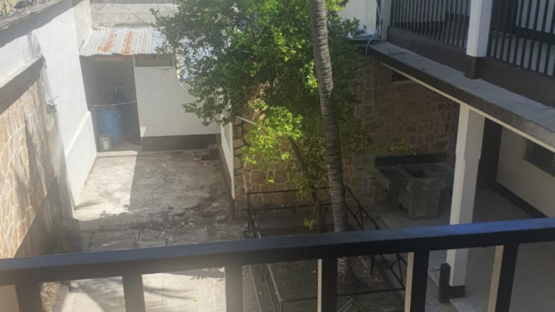 Casa en Renta de Uso Comercial en Centro de Zacapa - Miniatura 3