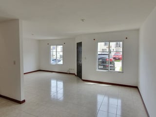 Casa en Venta en Villa Capri Carretera a el Salvador - 2
