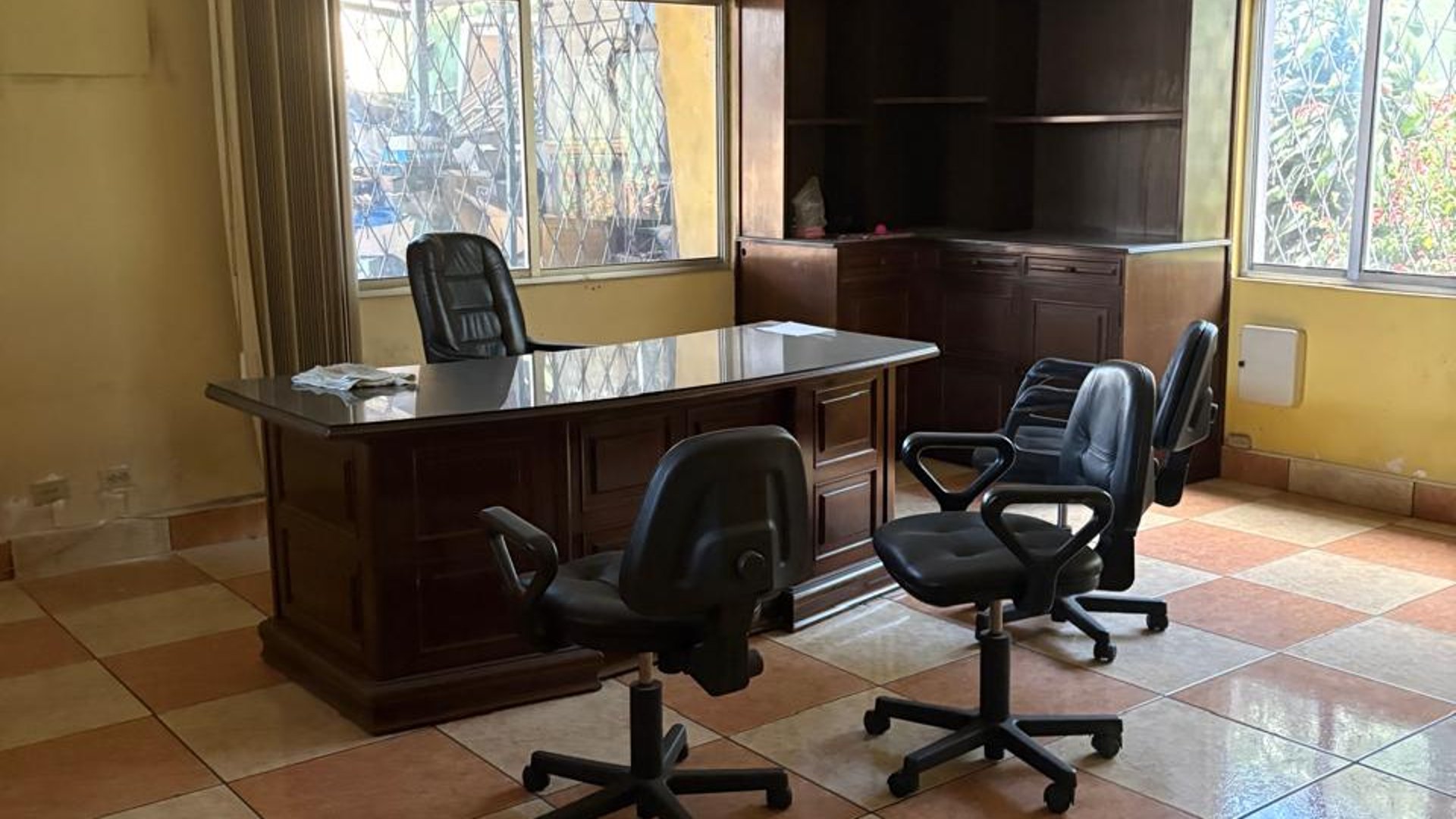 Bodega en venta-renta en Zona 6 Mixco - Miniatura 5