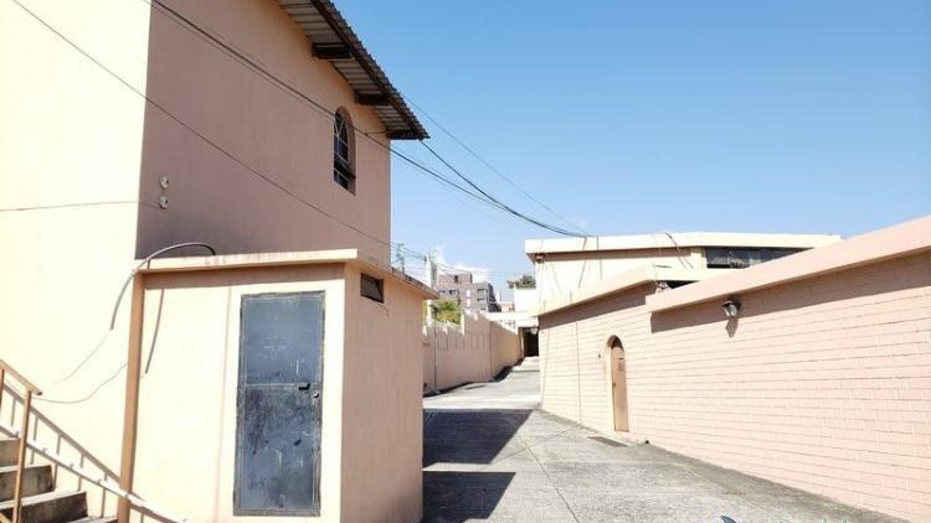EDIFICIO EN VENTA ZONA 11 LAS CHARCAS - Miniatura 6