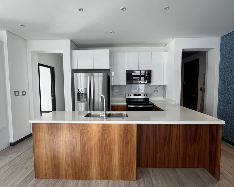 ALQUILER DE HERMOSO APARTAMENTO - LIRIOS DE CAYALÁ, ZONA 16
