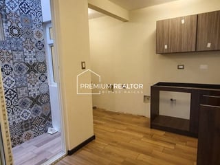 Apartment Building for Sale in Lo de Valdez, Guatemala City | 8 Bed, Parking, $379,085 - 2