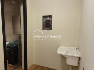 Apartment Building for Sale in Lo de Valdez, Guatemala City | 8 Bed, Parking, $379,085 - 3