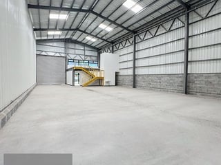 Bodegas en Renta y Venta para estrenar en Km 18 Carretera Villacanales - 2