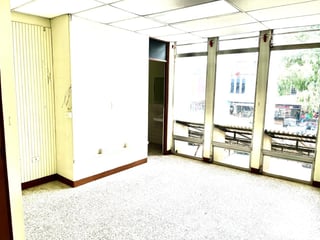 Oficina en Alquiler Edificio Tivoli Plaza, zona 9  - 2