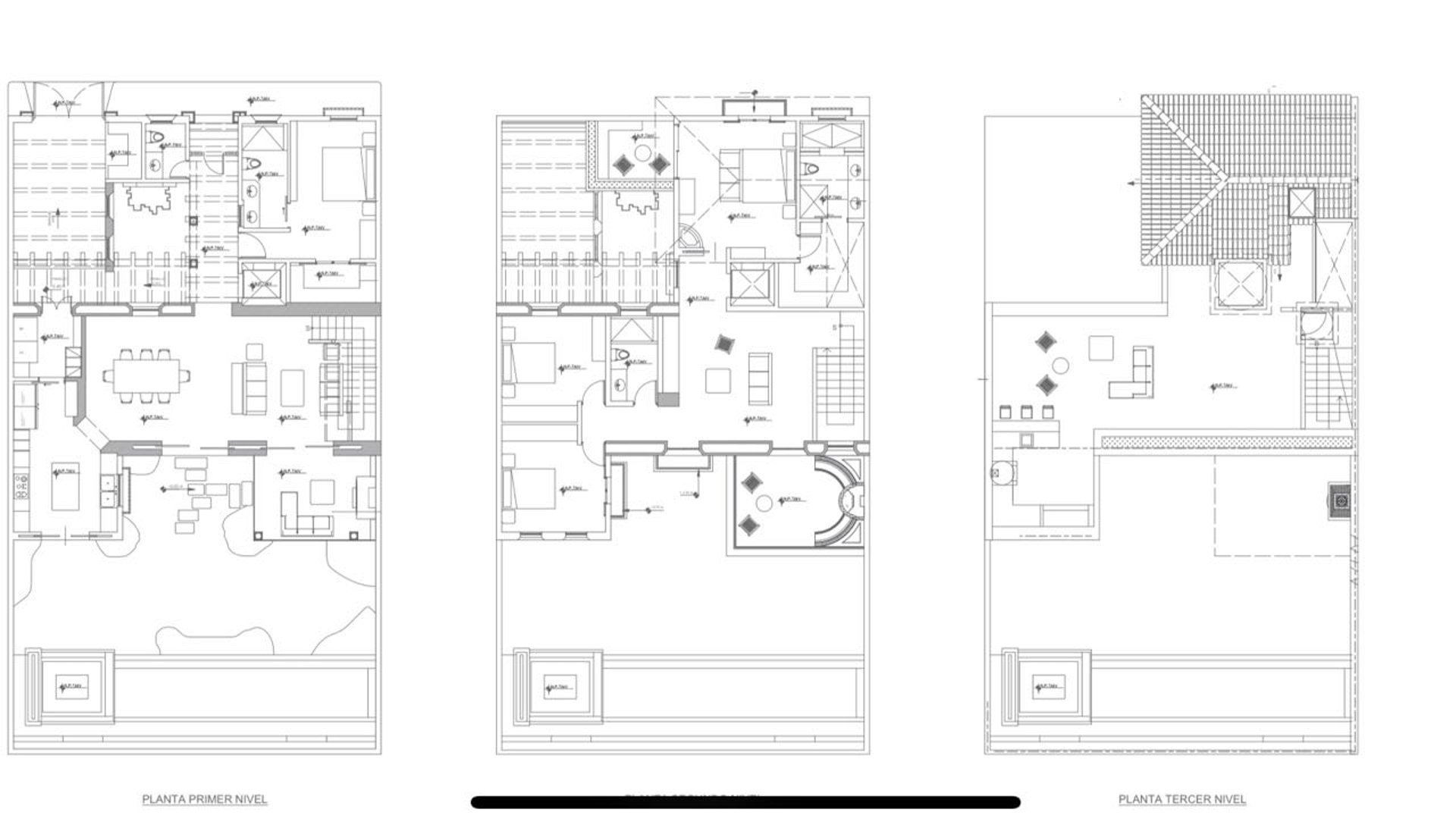 ESPECTACULAR CASA EN VENTA DENTRO DE HACIENDA DEL COMENDADOR  - Miniatura 12