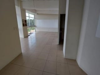 Vendo amplio Penthouse en Edificio Scena Bussiness Center - 4
