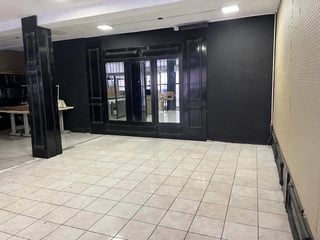 RENTA DE LOCAL COMERCIAL EN ZONA 10 - 2