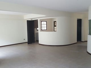 Hermosa Casa en Renta en Villas Suiza zona 16, 4 Habitaciónes, Jardin Grande‼️ - 2