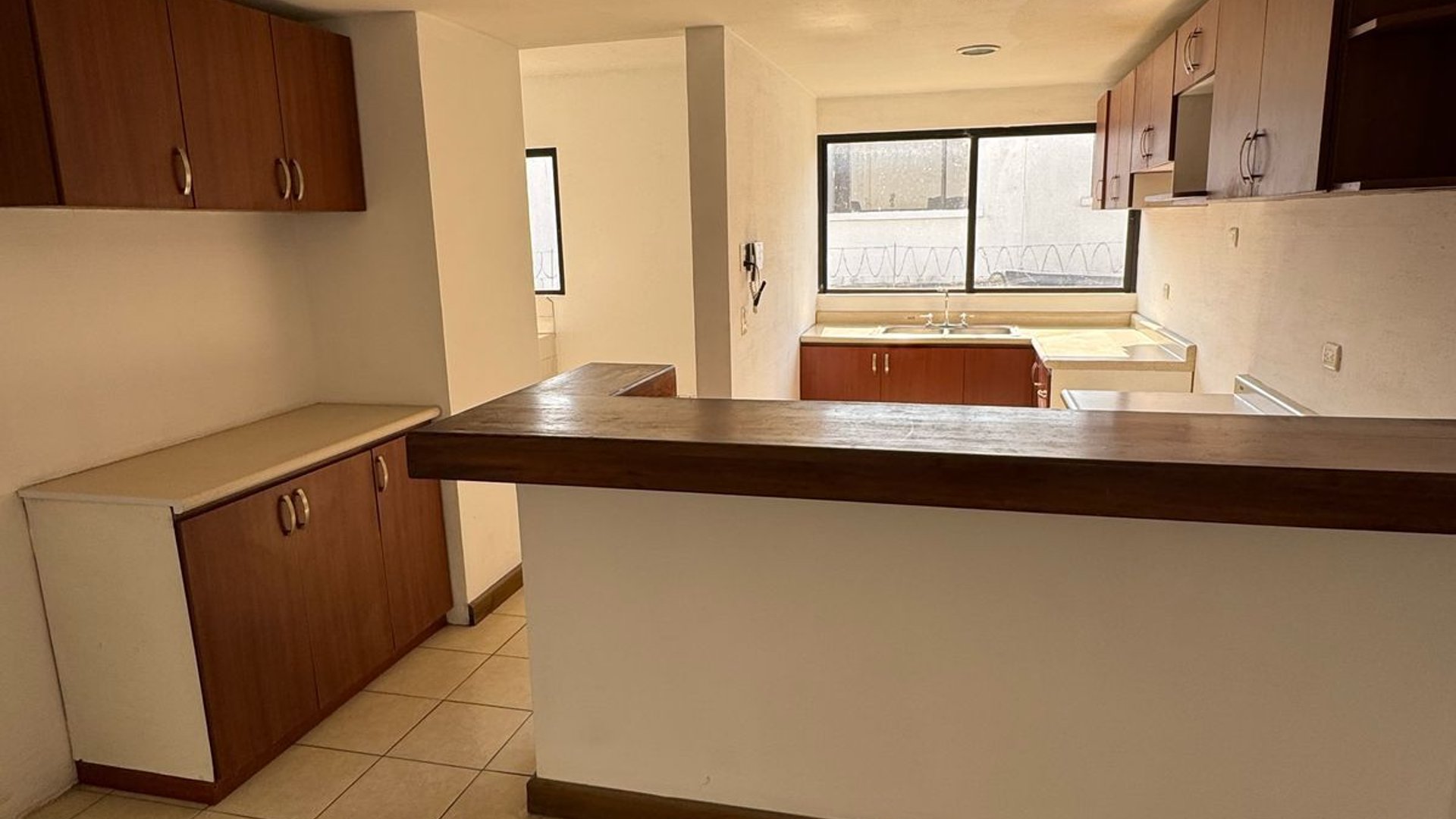 ???? CASA EN RENTA – CONDOMINIO SAN MATEO BOULEVARD ACATÁN | ZONA 16